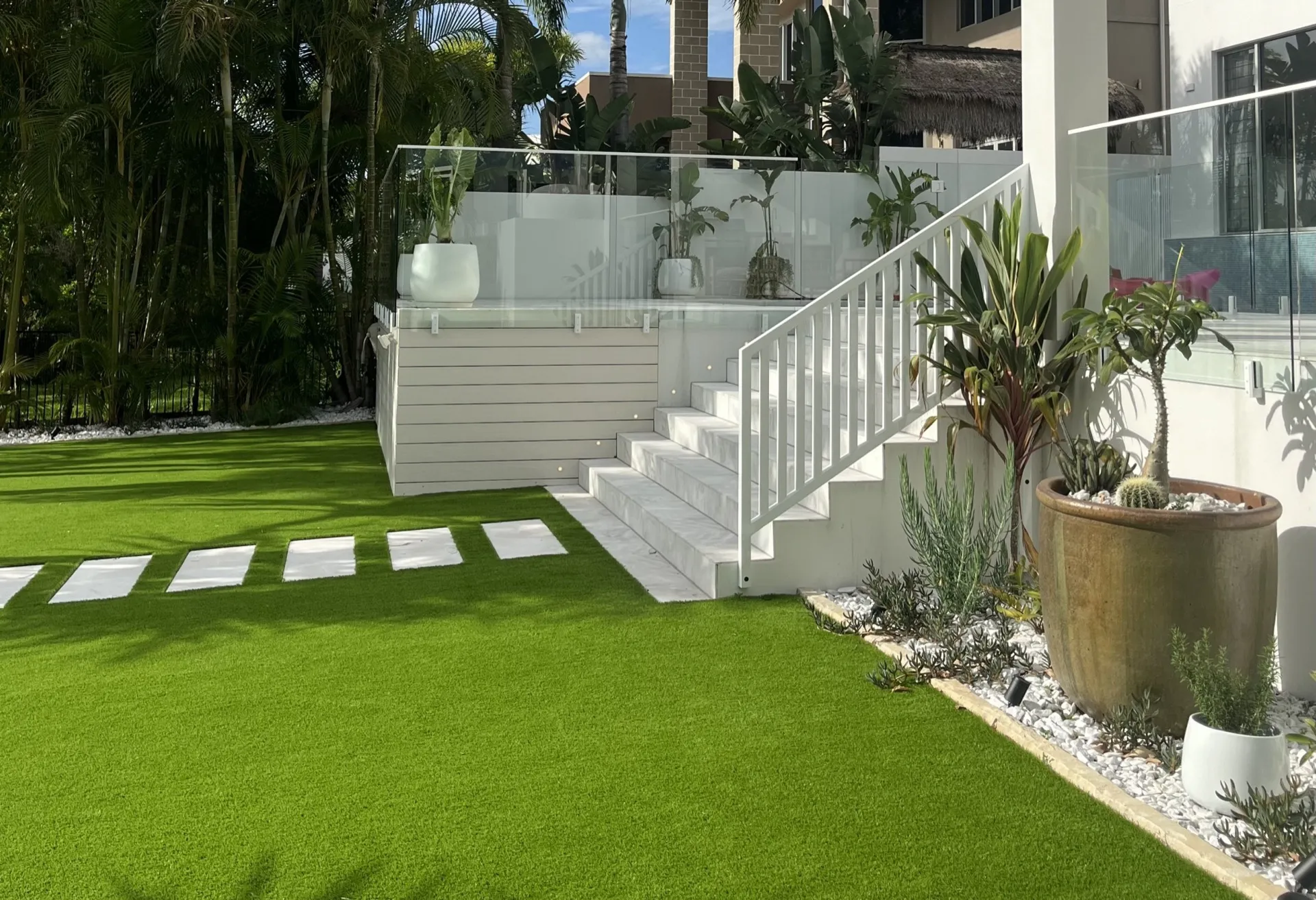 Landscaped outdoor living area